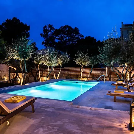 Вілла Koukounari Luxury Ханья (Крит)