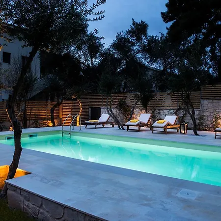 Вілла Koukounari Luxury Ханья (Крит)