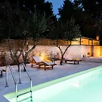 Koukounari Luxury וילה