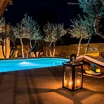 Koukounari Luxury *