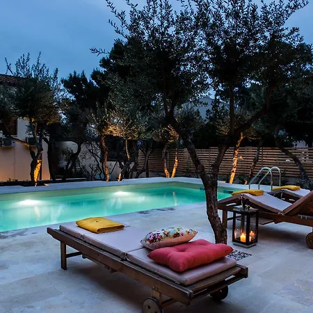 Koukounari Luxury חאניה