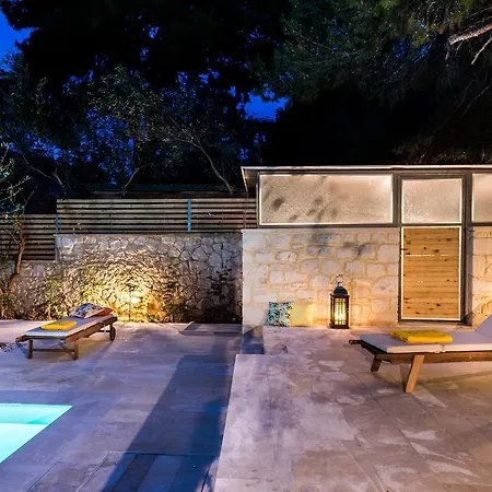 Koukounari Luxury Villa Chania (Crete)