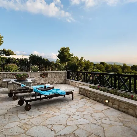 Koukounari Luxury *
