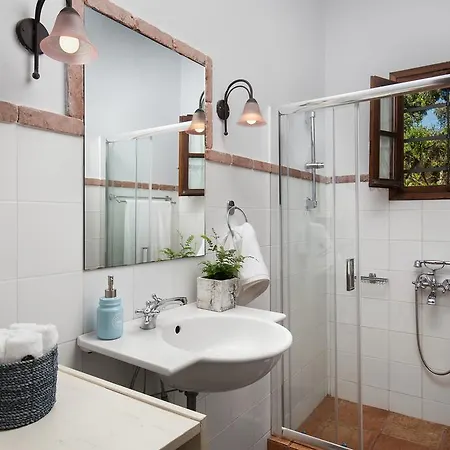 Koukounari Luxury Villa Chania (Crete)