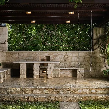Koukounari Luxury *