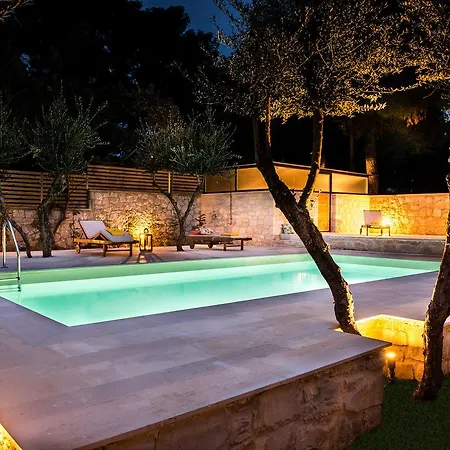 Koukounari Luxury Chania (Crete)