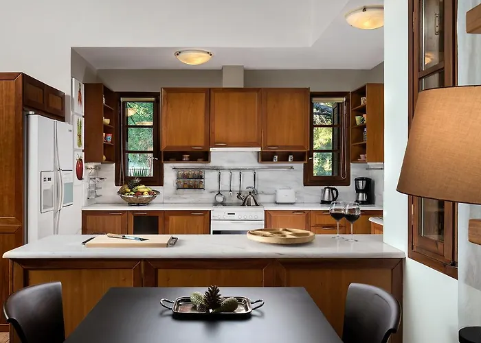 Koukounari Luxury Vila