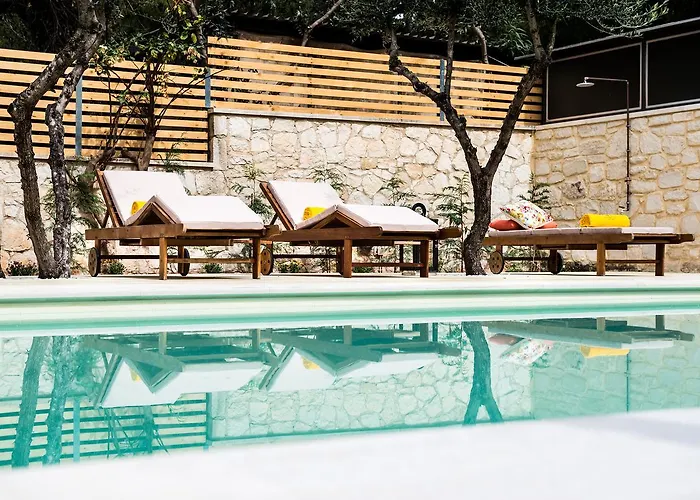 Koukounari Luxury Vila