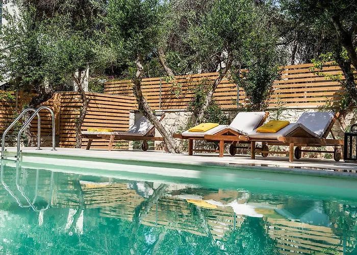 Vila Koukounari Luxury *